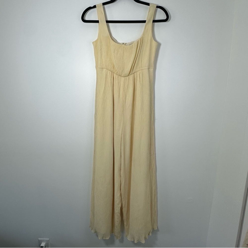 Love, Bonito Women’s Yellow Crinkle Flowy Jumpsuit Size 6